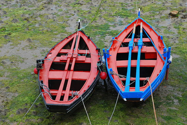 Fishing port boats 2