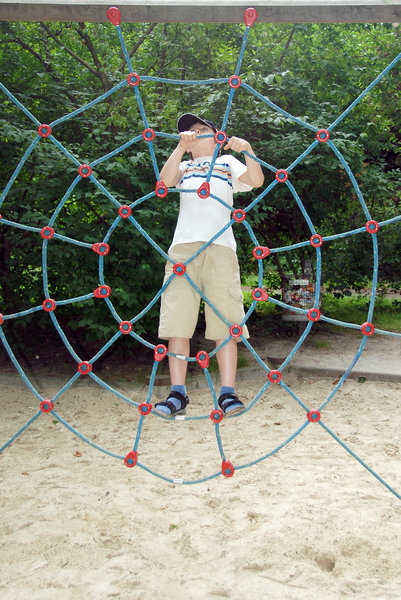 Boy in the net 1