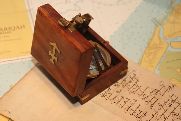 Vintage nautical box 3