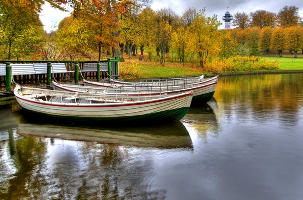 Autumn boats - HDR