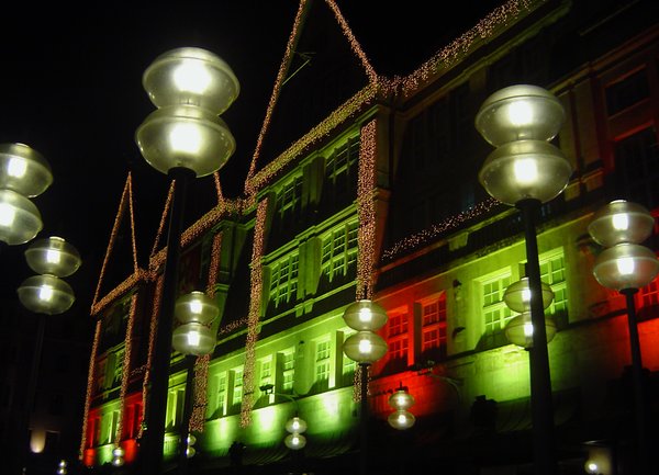 red and green lighting