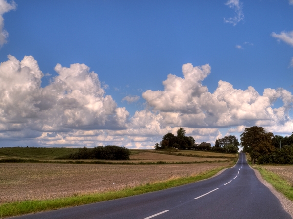Country road - HDR