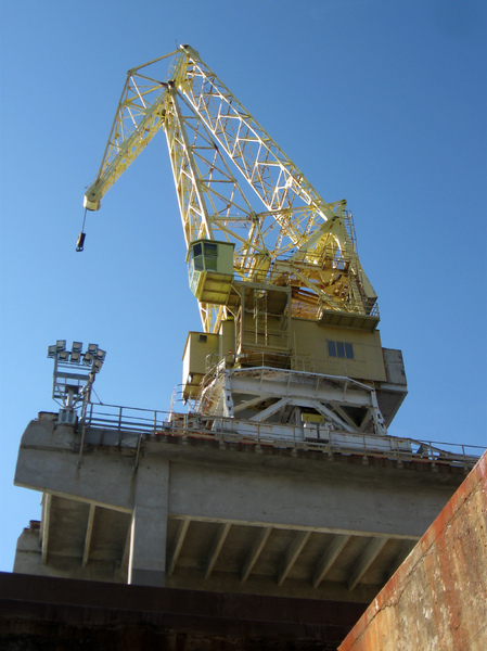 a crane of the shipyard