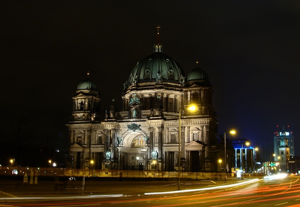 Berlin Cathedral at night 2