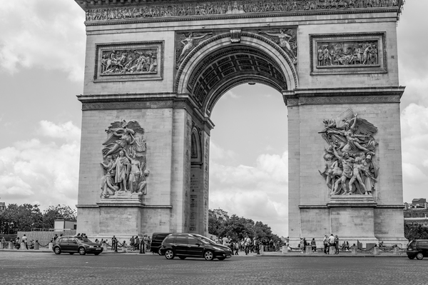 Arc De Triomphe in Paris 1