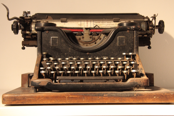 Vintage typewriter 2
