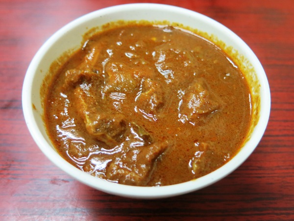 Indian food beef curry