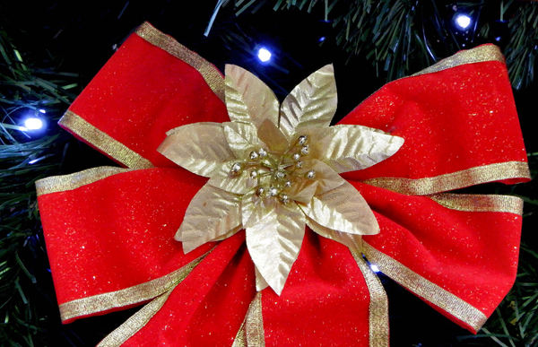 Christmas decorations 15-17