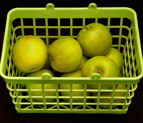 green apple basket