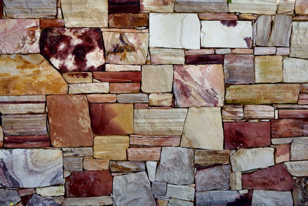 mixed colors stone wall1