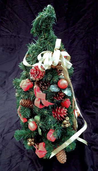 tabletop Christmas tree1