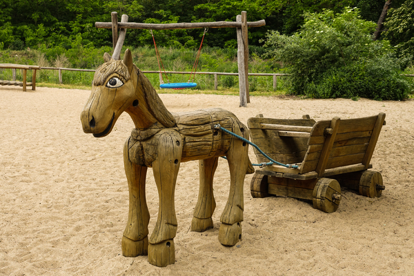 wooden horse and cart