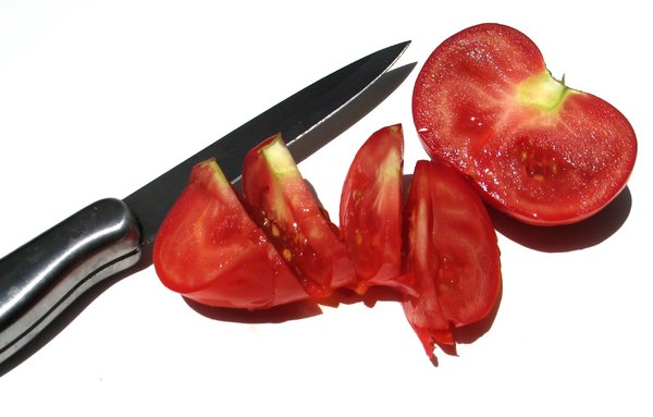 cut tomato 2
