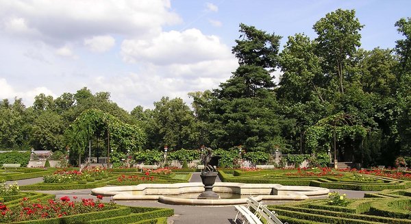 Palace garden