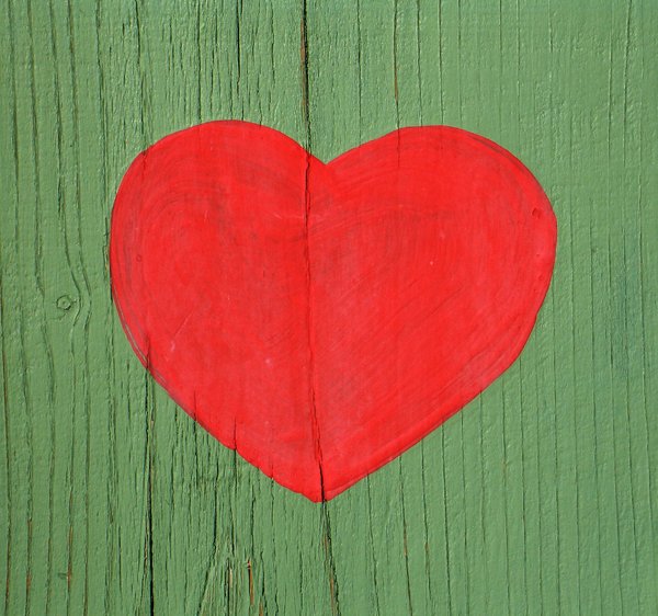 heart on wood 1: none