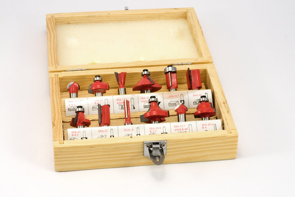 Box with cutters set