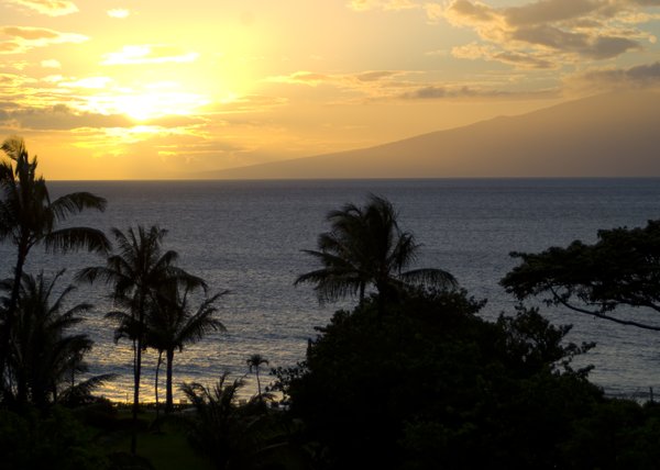 Hawaiian Sunset: Shots taken on my honeymoon.