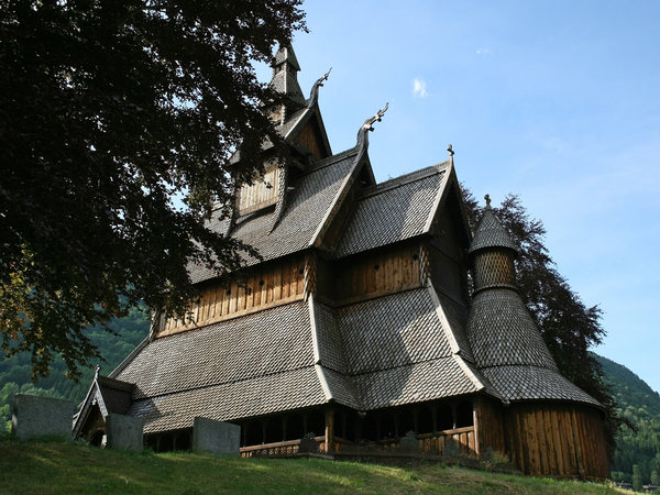 Traditional church