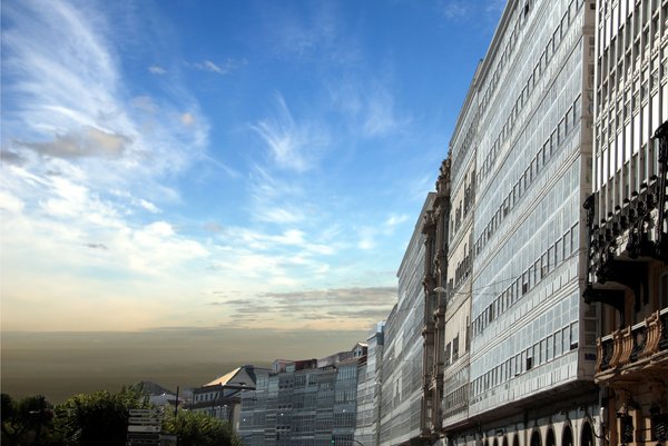 Crystal City: Fronts: The building fronts obtain the 'Cristal-City' denomination. A Coruña (Galicia, Spain, EU)