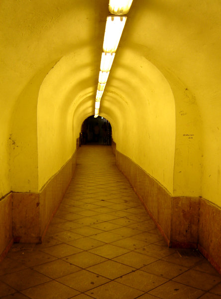 tunnel 2: the tunnel