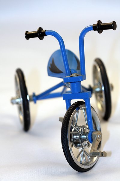 Tricycle miniature 4