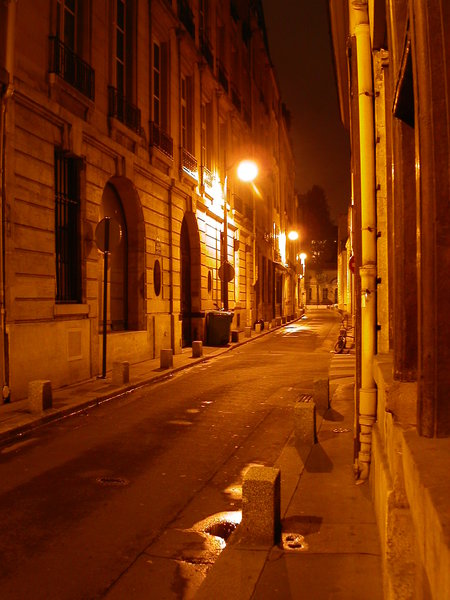 quartier latin by night