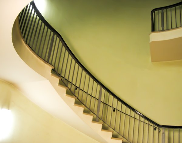 dynamic staircase: dynamic staircase