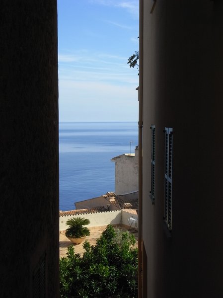 Glimpse of the sea, Majorca