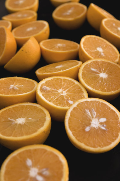 Oranges: visit http://www.vierdrie.nl
