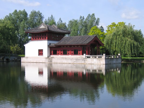 chinese house reflection 4