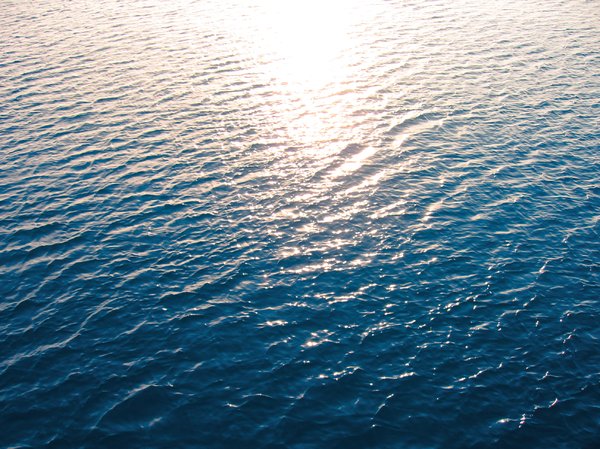 Sonnenlicht auf dem Meer: 