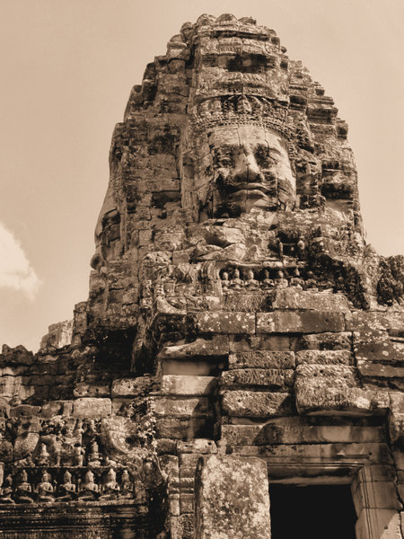 ancient angkor faces2