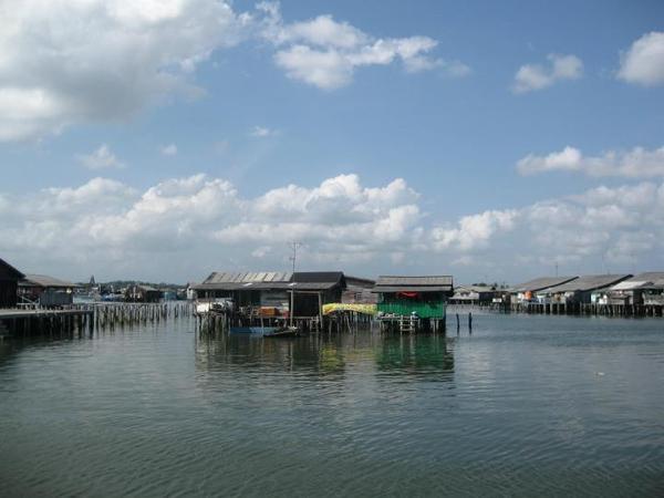 Floating houses 3