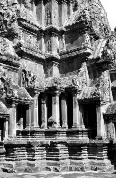 AngkorWat stonework13