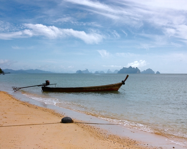 The boat near the beach 4