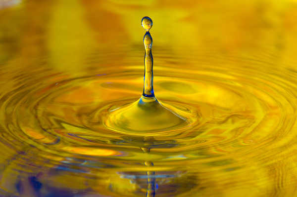 Tower of Color: Tall coloured water drop