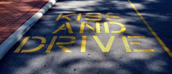 school curbside message