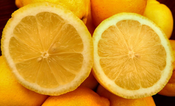 bowl of lemons5