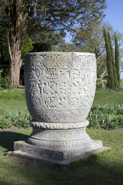 Ornamental urn