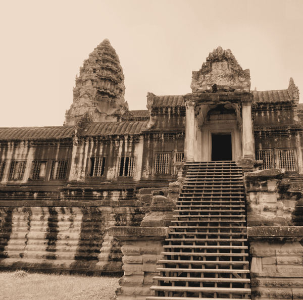 temple steps1