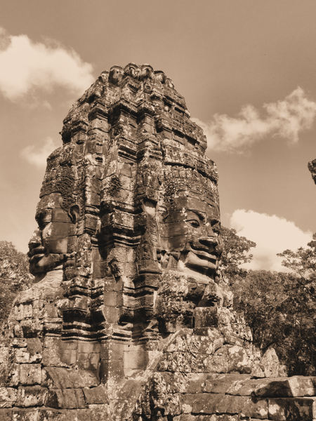 ancient angkor faces8