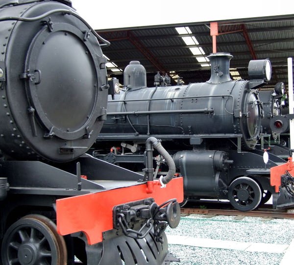 steam locomotives 5bc: restored steam locomotives rolling stock
