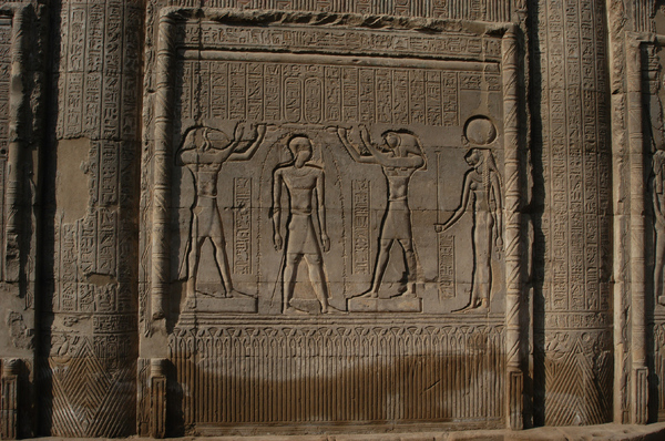 Egyptian monument 1