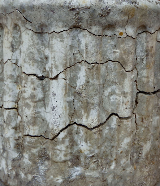 concrete cracks3