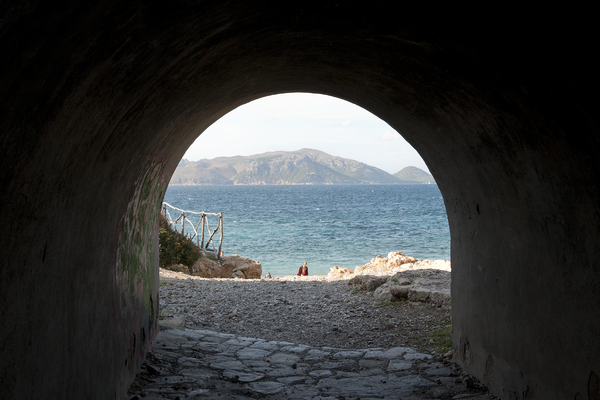 Tunnel to the coast