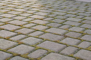 square pavement: 