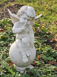 be quiet - angel figurine: be quiet - angel figurine