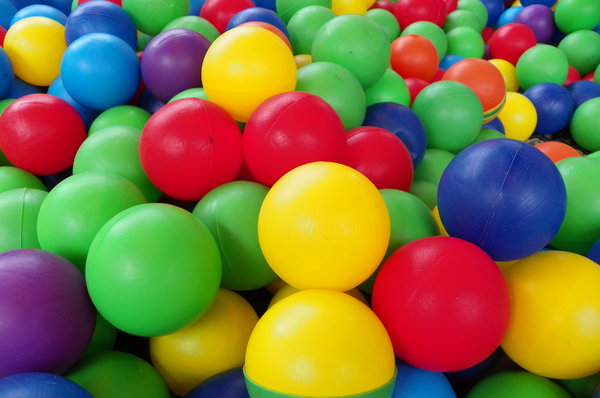 Colored balls: pictures of pool balls