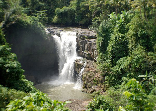 waterfall: no description