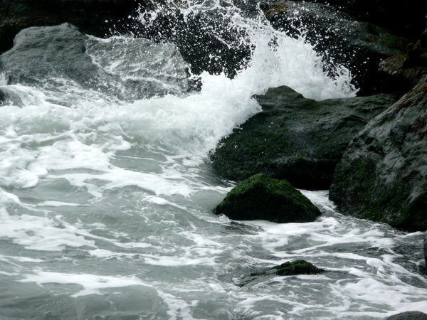 Splash: Wave running against the mull of Torsminde